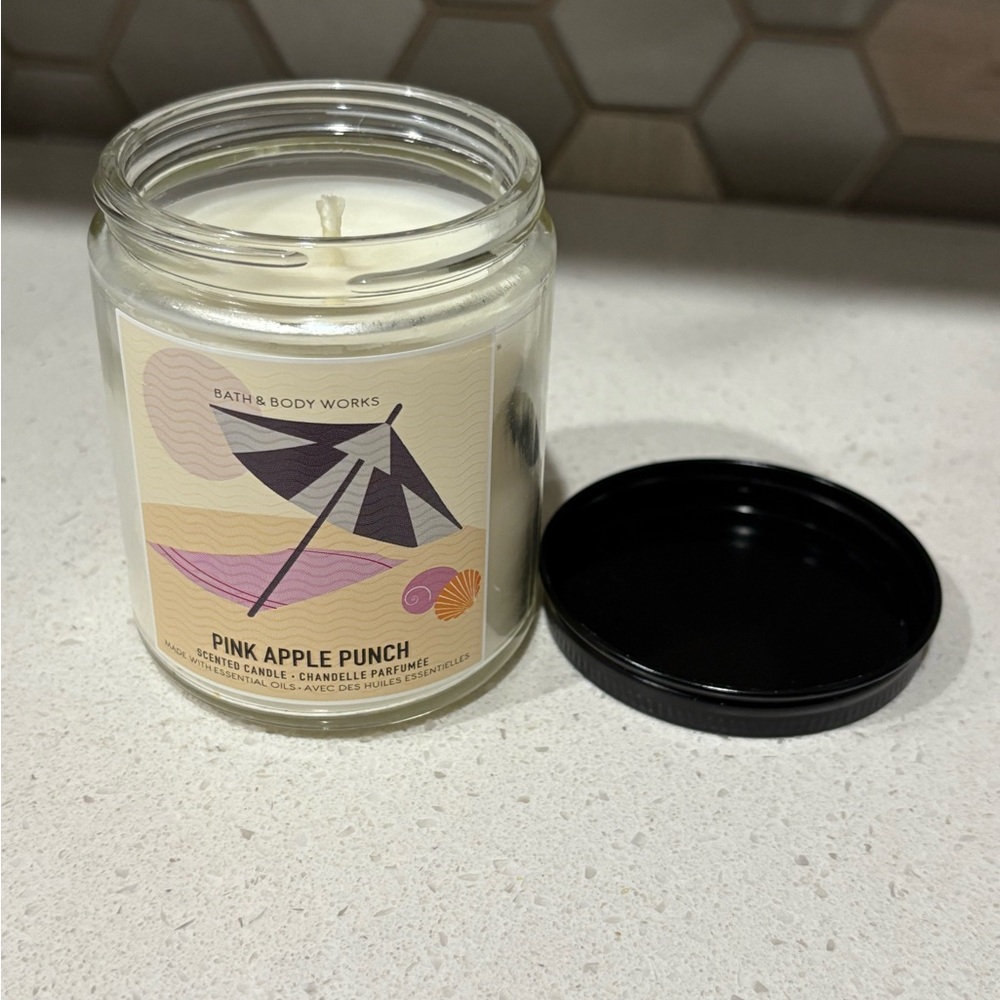 Bath and Body Works Single Wick Candle Pink Apple Punch